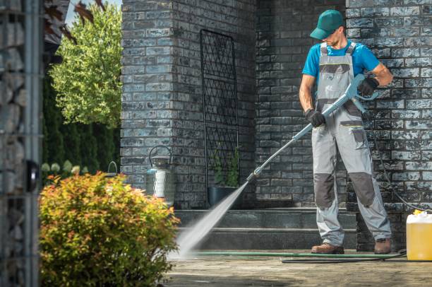 Why Choose Our Pressure Washing Services in Michigan